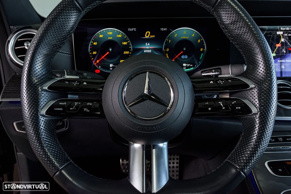 Mercedes-Benz E 300 de 9G-TRONIC AMG Line - 19