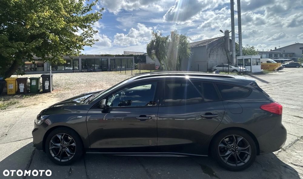 Ford Focus 1.0 EcoBoost mHEV ST-Line - 4