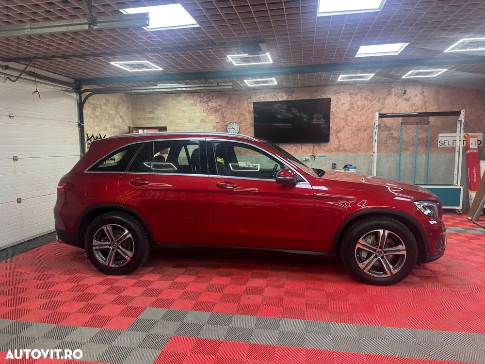 Mercedes-Benz GLC - 2