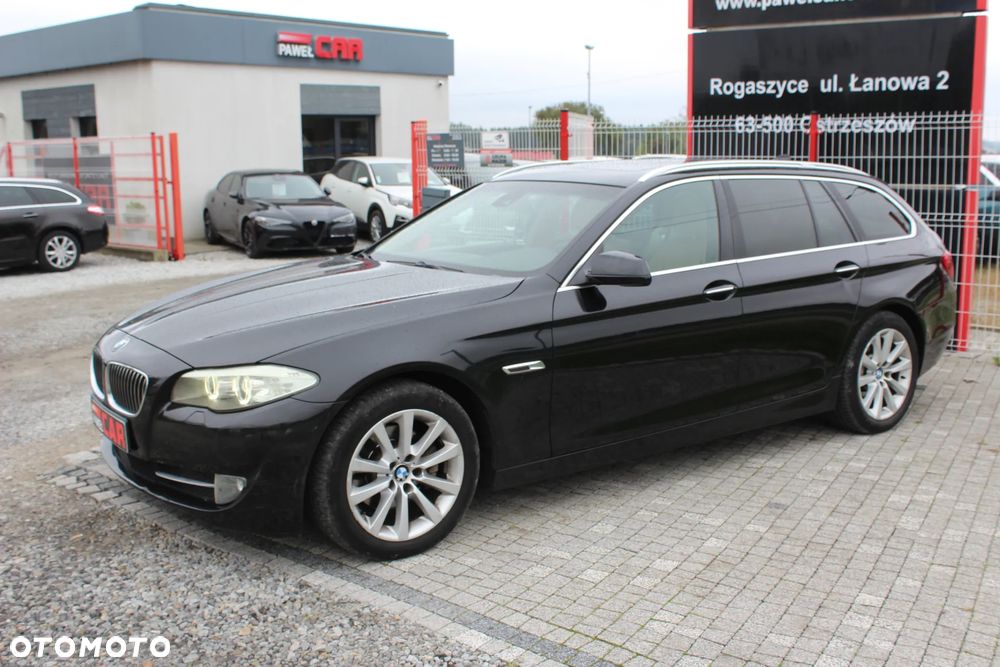 BMW Seria 5 520d Luxury Line - 4