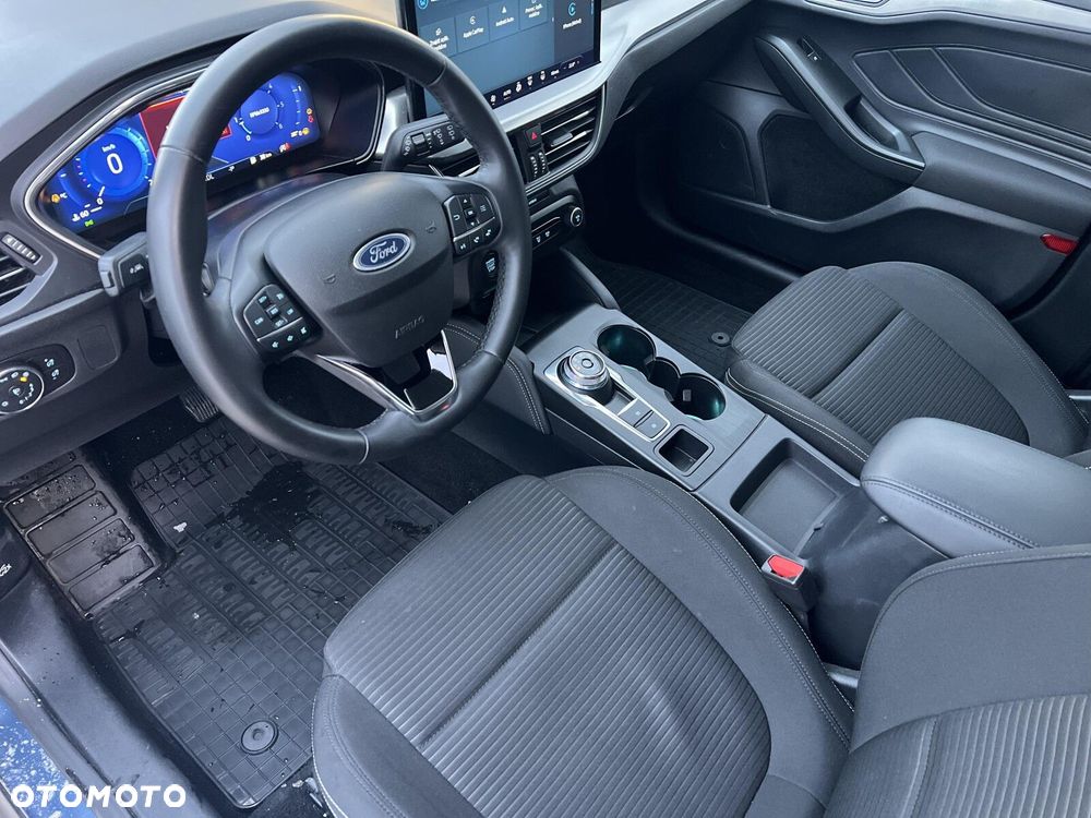 Ford Focus - 21