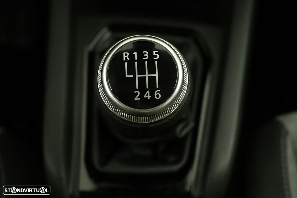 Renault Clio 1.0 TCe Evolution - 13