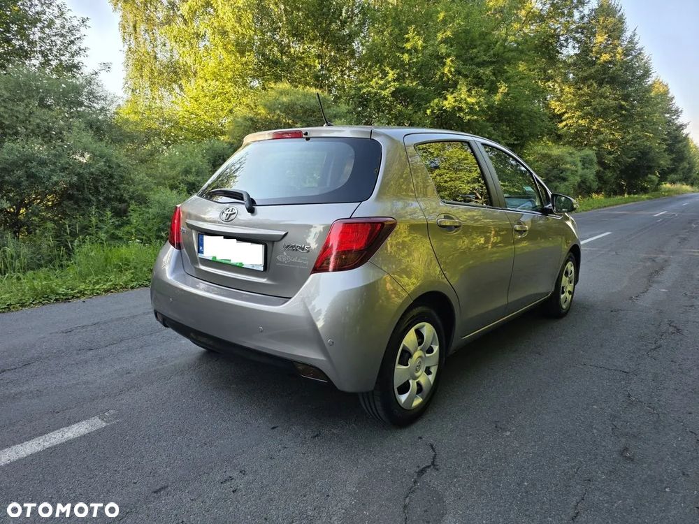 Toyota Yaris 1.33 Premium MS - 6