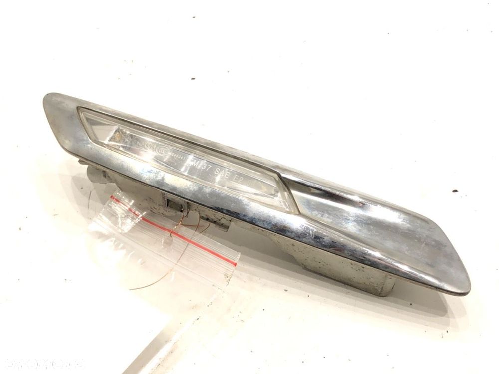 KIERUNKOWSKAZ LEWY PRZÓD - 52.00 PLN - BMW 5 Touring (F11) 2009 - 2017 520 d 135 kW [184 KM] olej - 1