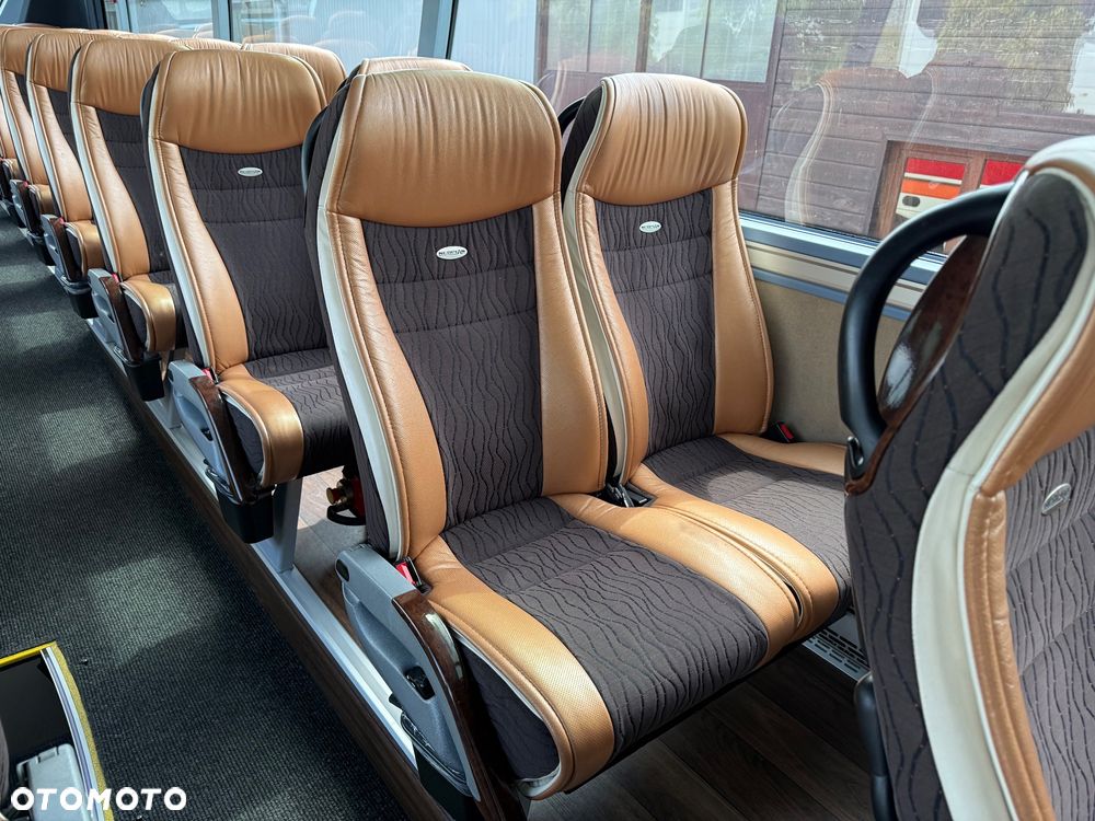 Neoplan Starliner C P11 EEV - 18