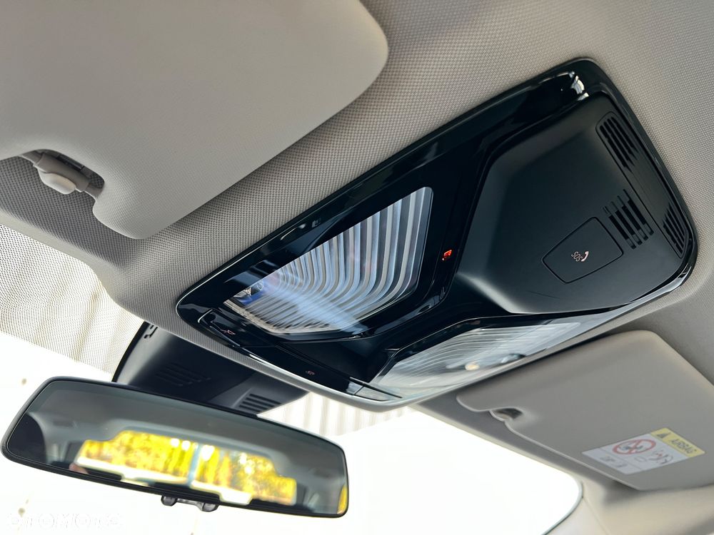 BMW Seria 3 318i Advantage - 37