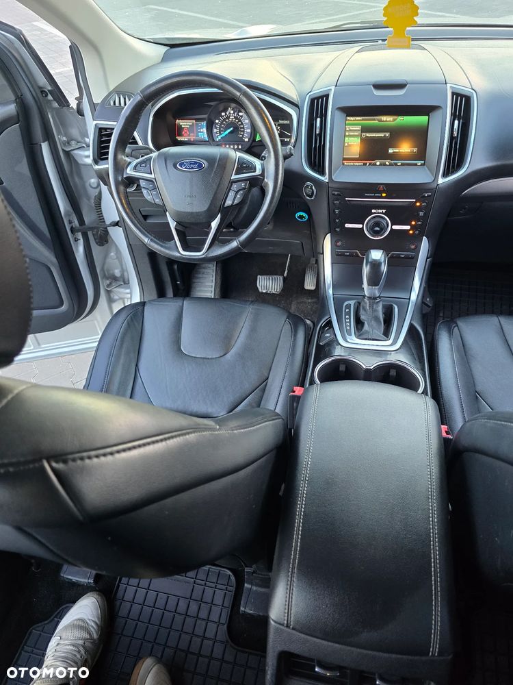 Ford Edge - 14