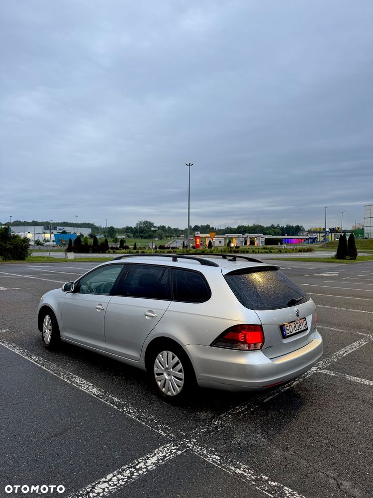 Volkswagen Golf 1.6 TDI Trendline - 4