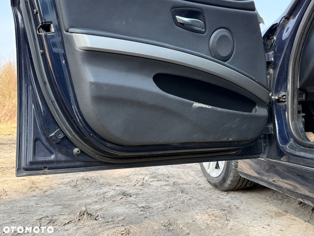 DRZWI PRZEDNIE LEWE BMW E90 KOMBI MONACOBLAU METALLIC - 3