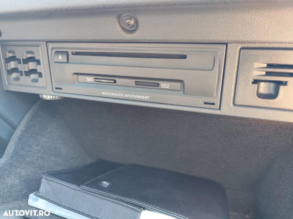 Volkswagen Golf 1.6 TDI BlueMotion Technology Lounge - 13