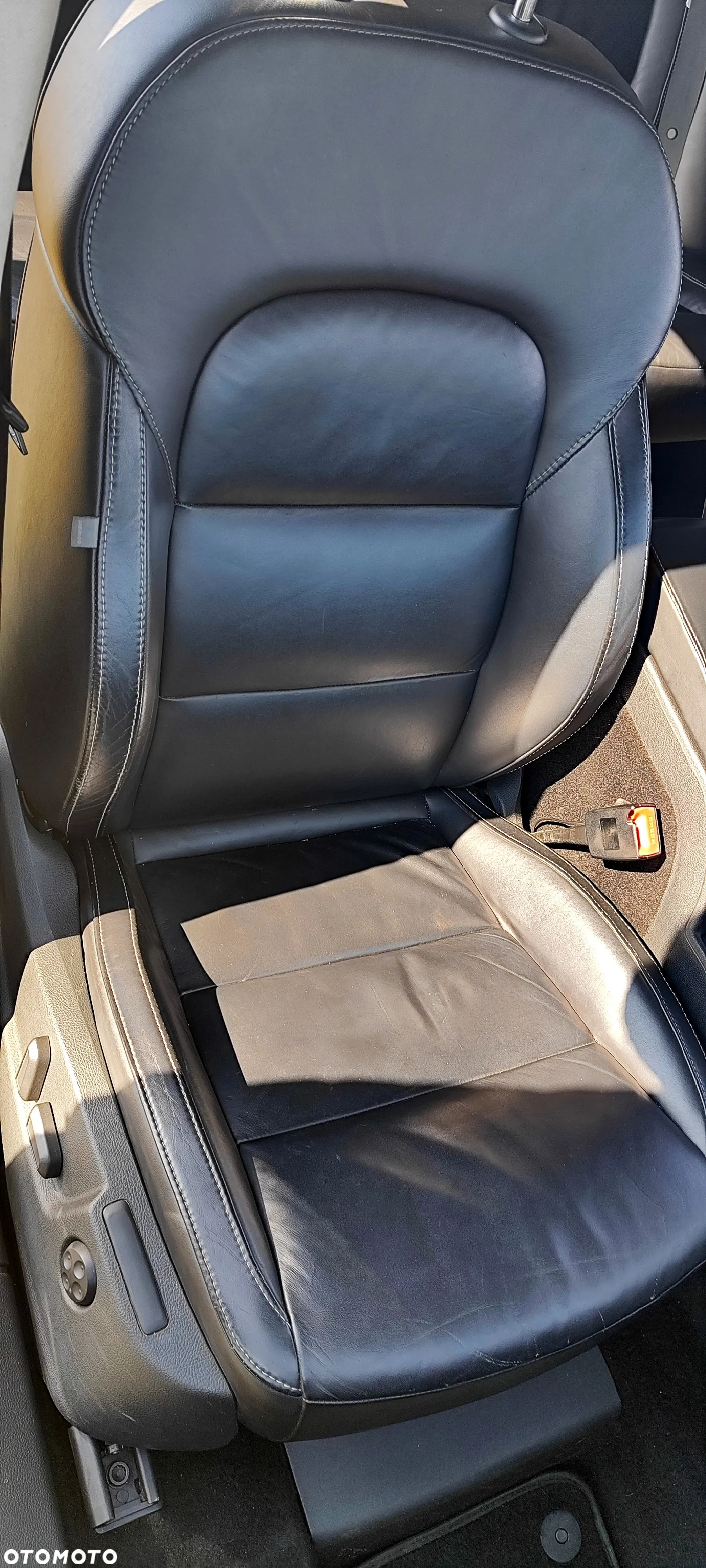 Skoda Superb 2.0 TDI Elegance DSG - 24