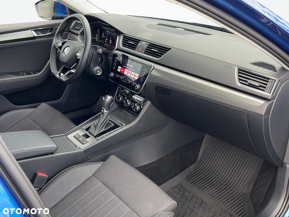 Skoda Superb 2.0 TDI SCR Style DSG - 16