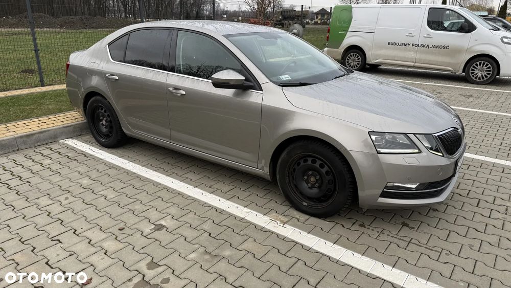 Skoda Octavia 2.0 TDI Style DSG - 8