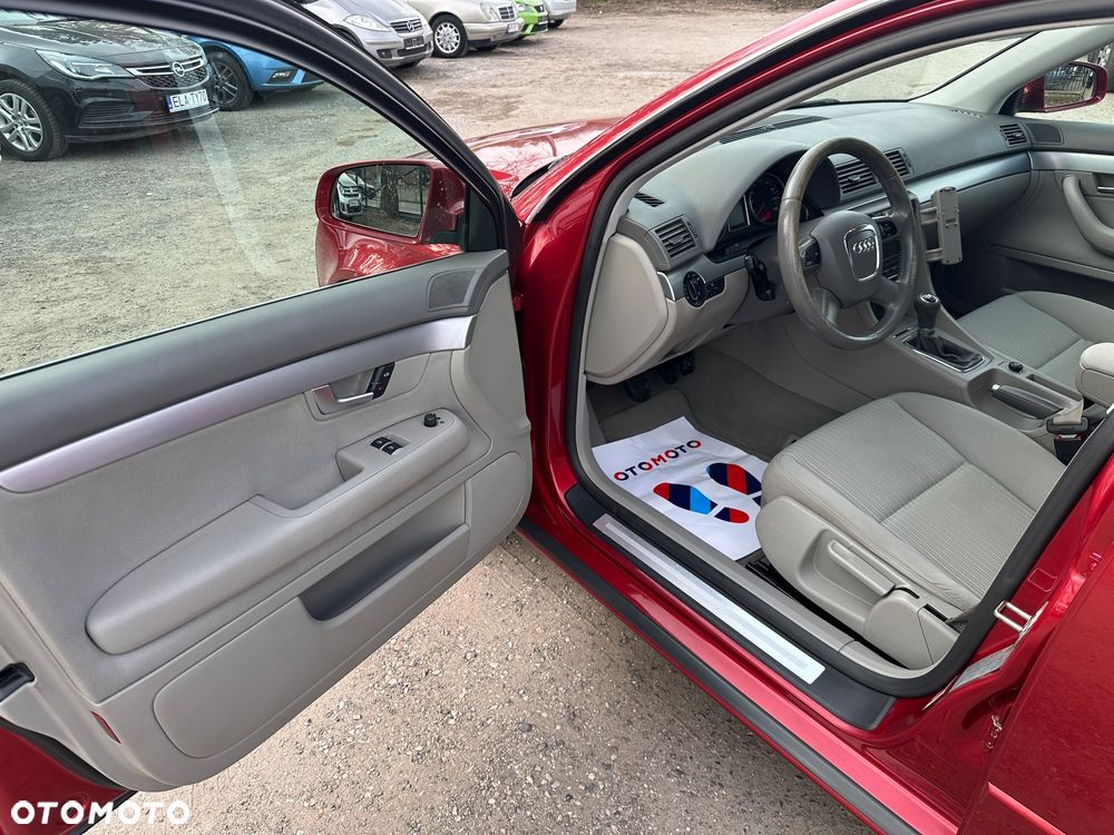 Audi A4 Avant - 13