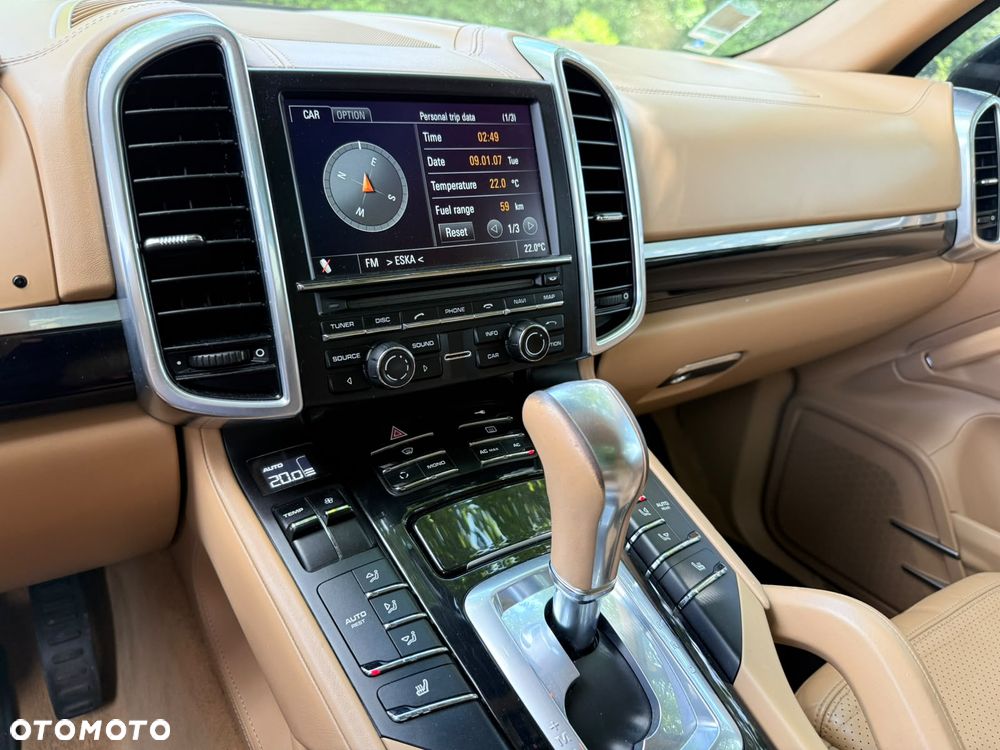 Porsche Cayenne Tiptronic S - 16