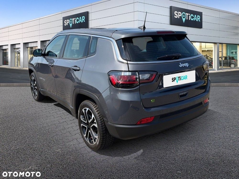 Jeep Compass 1.5 T4 mHEV Altitude FWD S&S DCT - 8