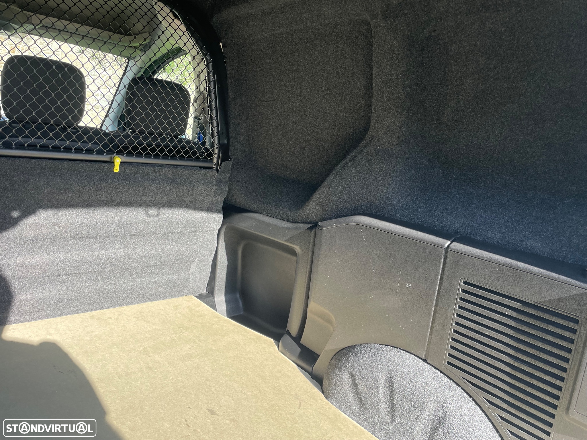 Citroën Berlingo 1.6 HDI 3 Lugares - 9