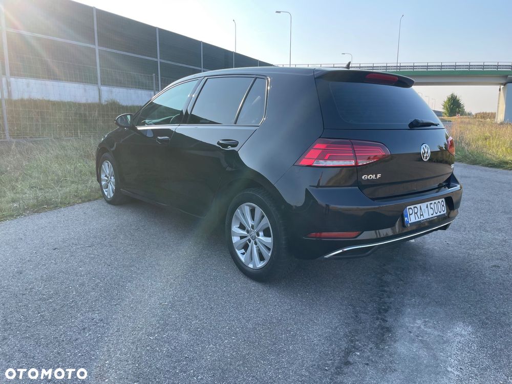 Volkswagen Golf - 21