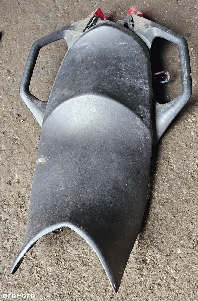 Siedzenie fotel uchwyt pasażera rączki stelaż lampa Can Am Spyder RS Rotax 990 12r. - 2
