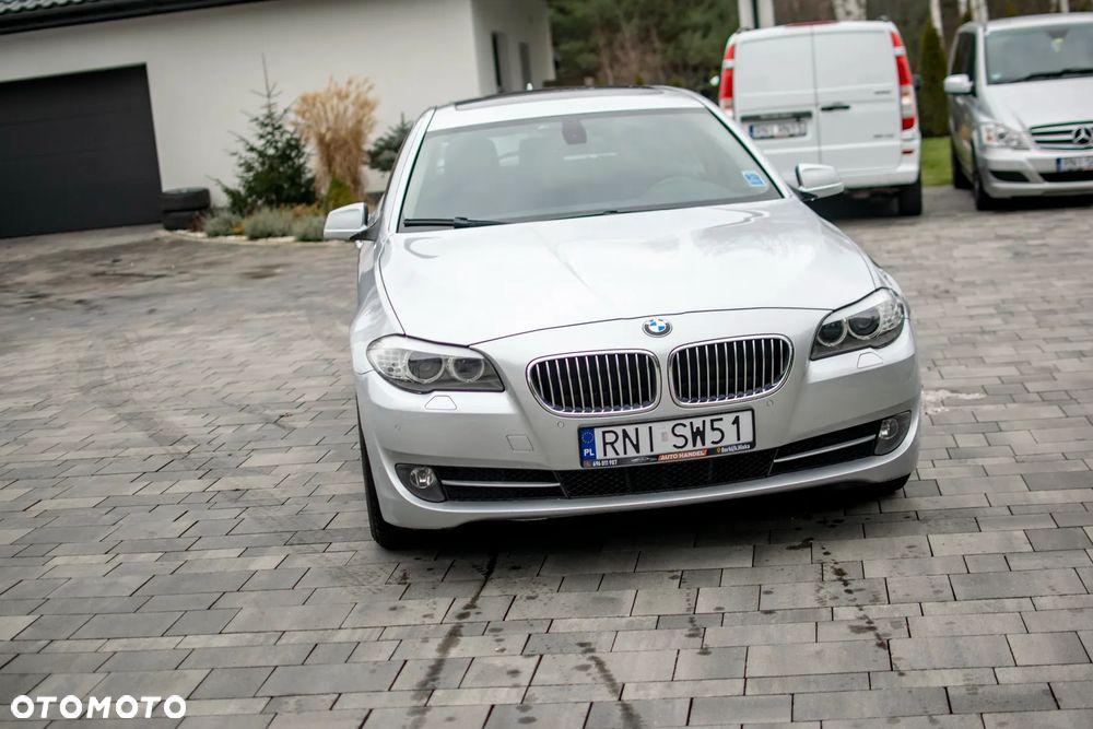 BMW Seria 5 - 25