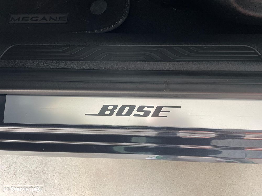 Renault Mégane ENERGY dCi 110 Start & Stop Bose Edition - 18