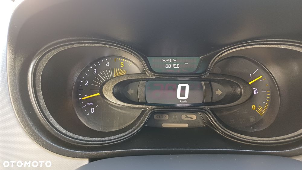 Renault Trafic - 17