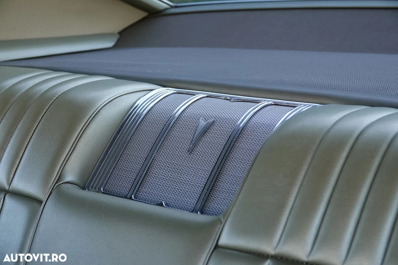 Pontiac Bonneville - 24