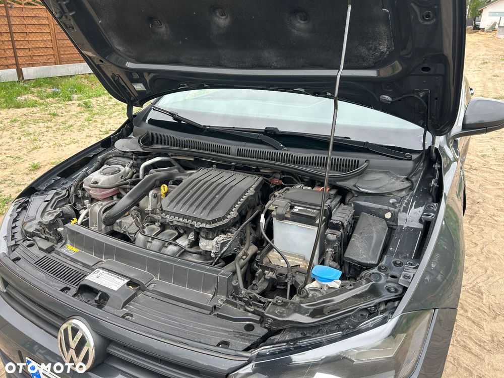 Volkswagen Polo 1.0 Comfortline - 18