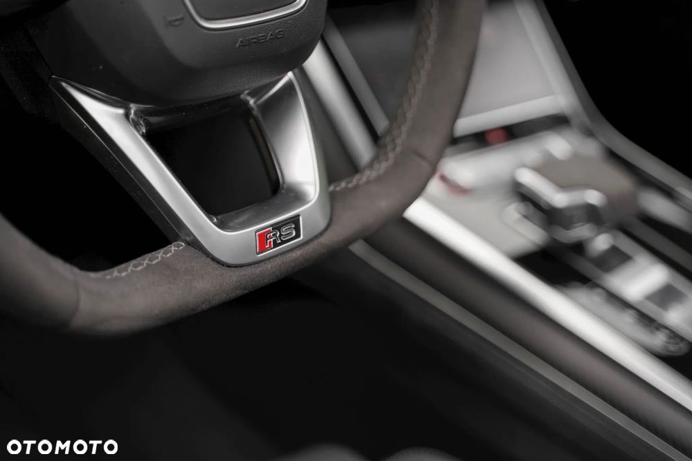 Audi RS Q8 TFSI quattro tiptronic - 11