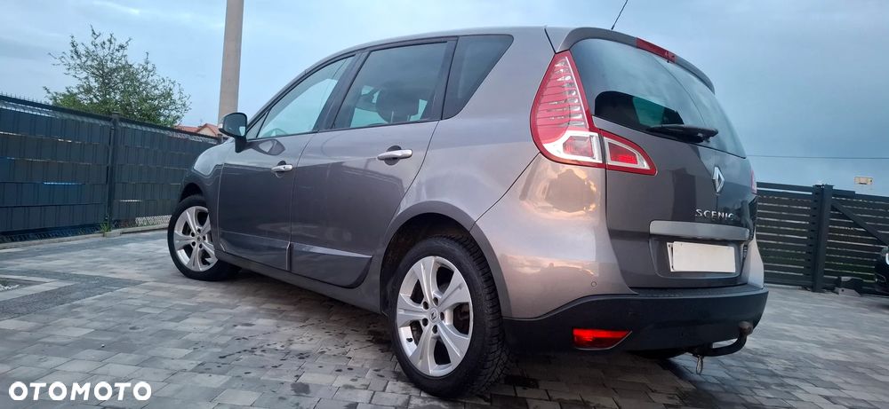 Renault Scenic 1.6 16V 110 Dynamique - 29