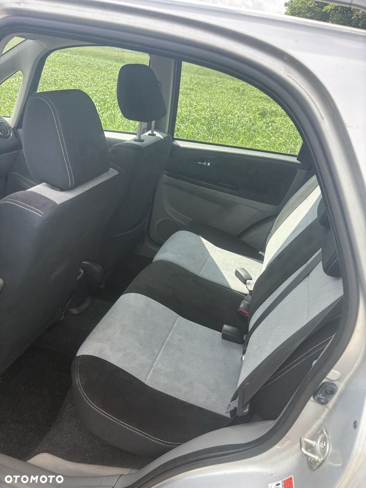 Suzuki SX4 - 8