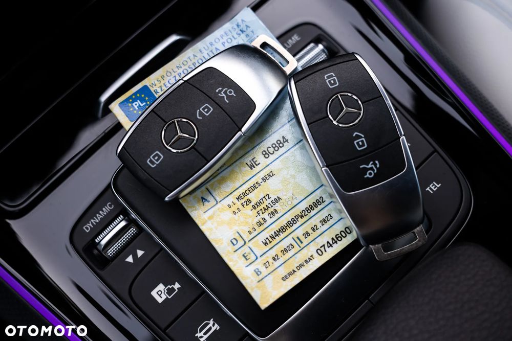 Mercedes-Benz GLB 200 Style 7G-DCT - 40