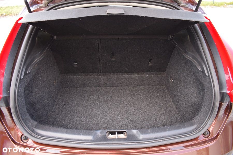 Volvo V40 Cross Country D3 Drive-E SCR Dynamic Edition - 9
