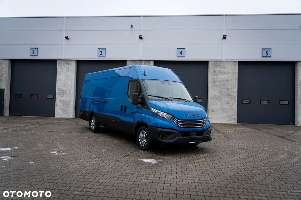 Iveco 35S18H V 3.0 Diesel 180 KM MT6 Furgon L4H2 - 5