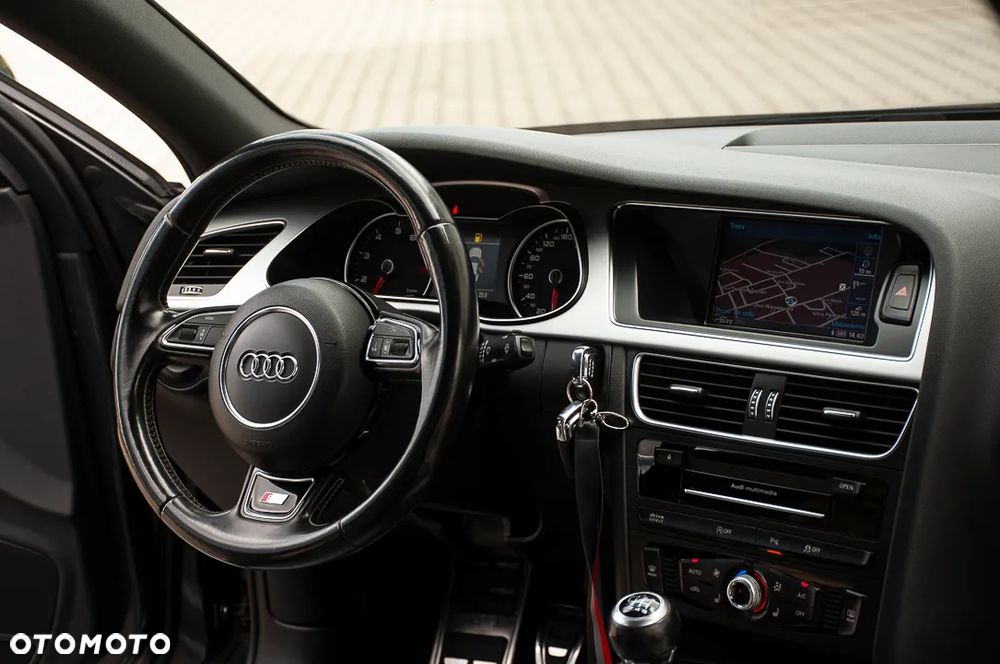 Audi A4 Limousine 1.8 TFSI quattro S line Sportpaket - 18
