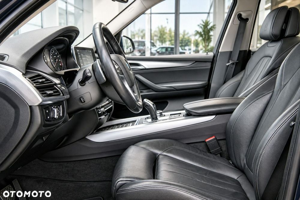 BMW X5 xDrive25d - 14