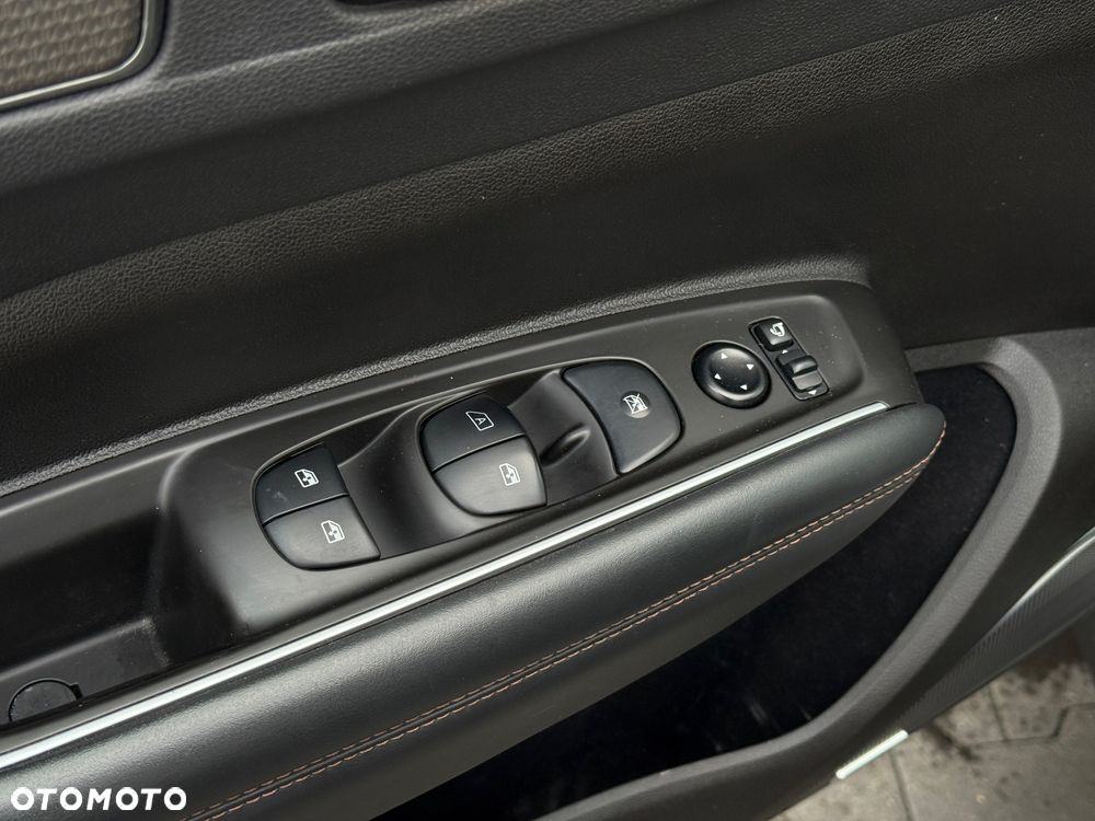 Renault Koleos 2.0 Blue dCi Initiale Paris 4x4 X-Tronic - 10