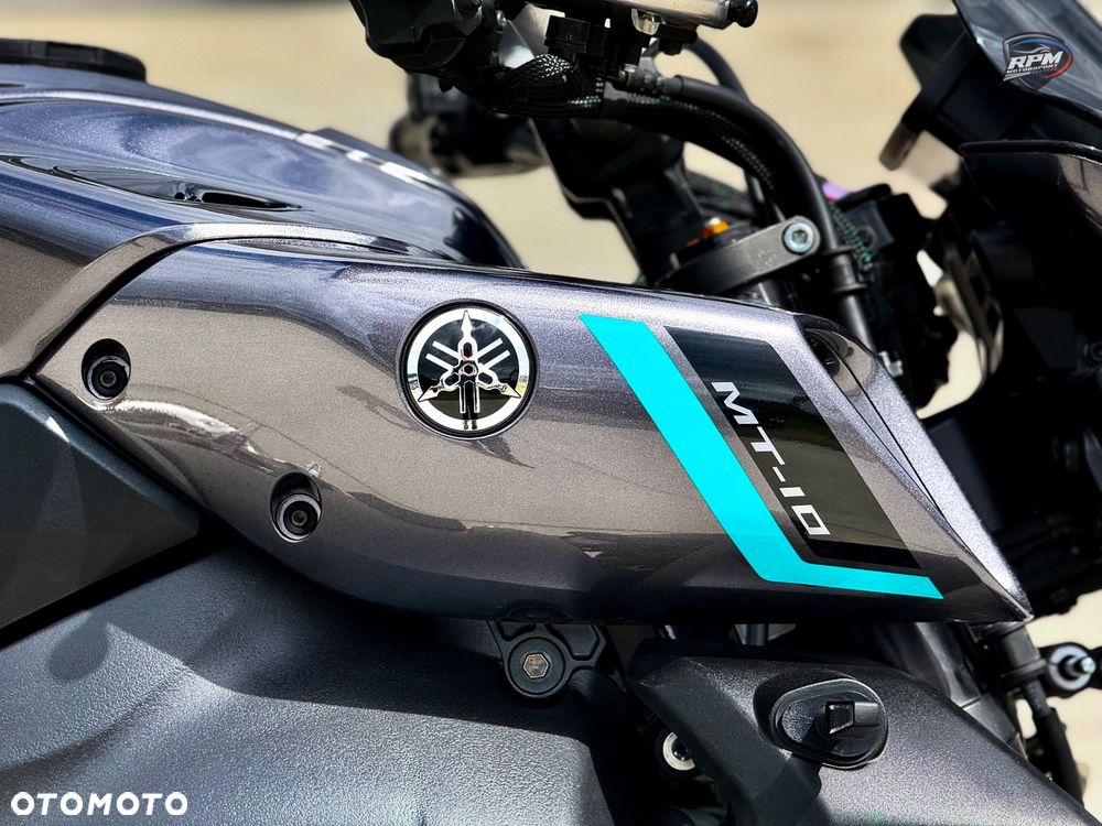 Yamaha MT - 40