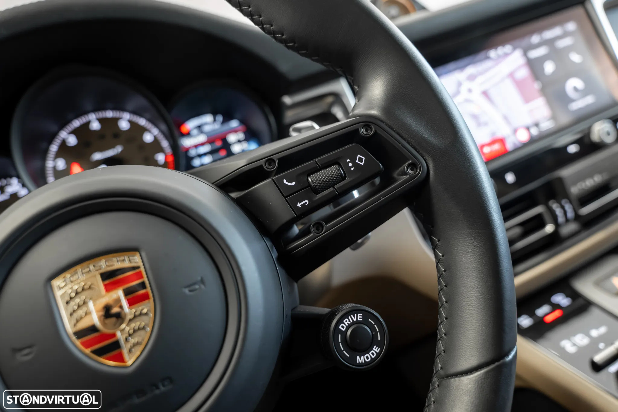 Porsche Macan T - 18