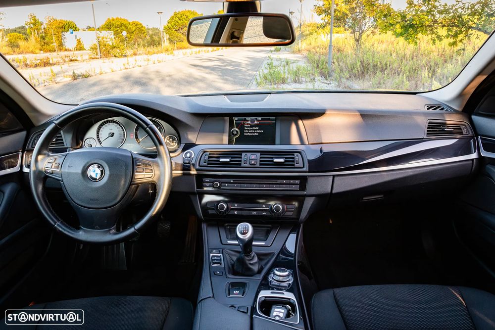 BMW 520 d EfficientDynamics - 11