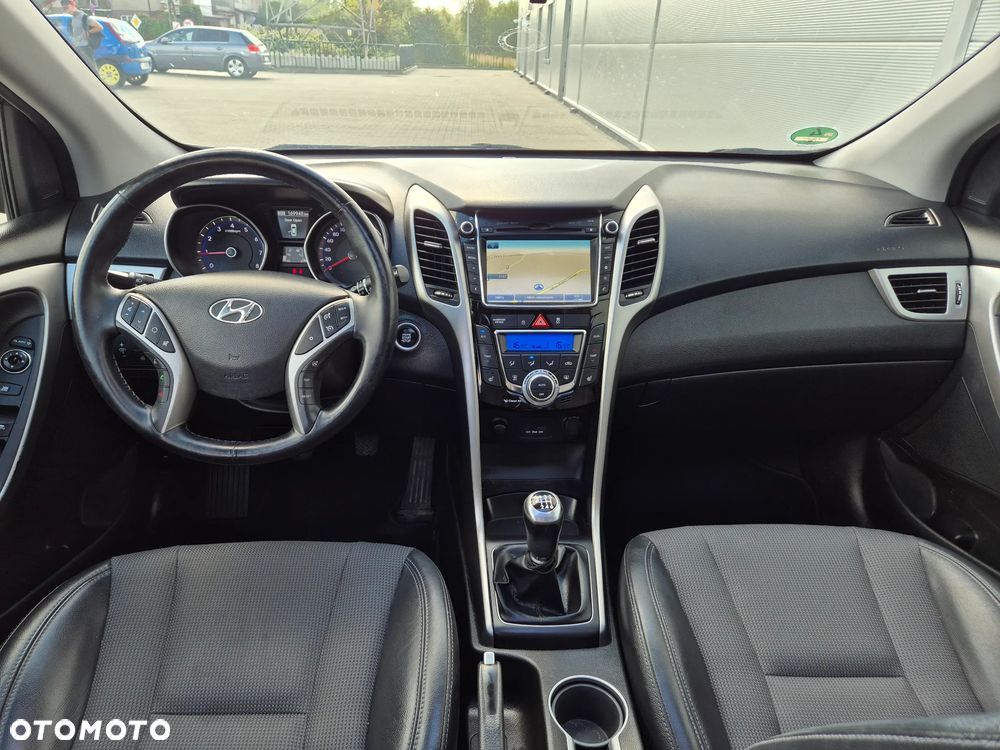Hyundai i30 blue 1.6 GDI YES Gold - 18