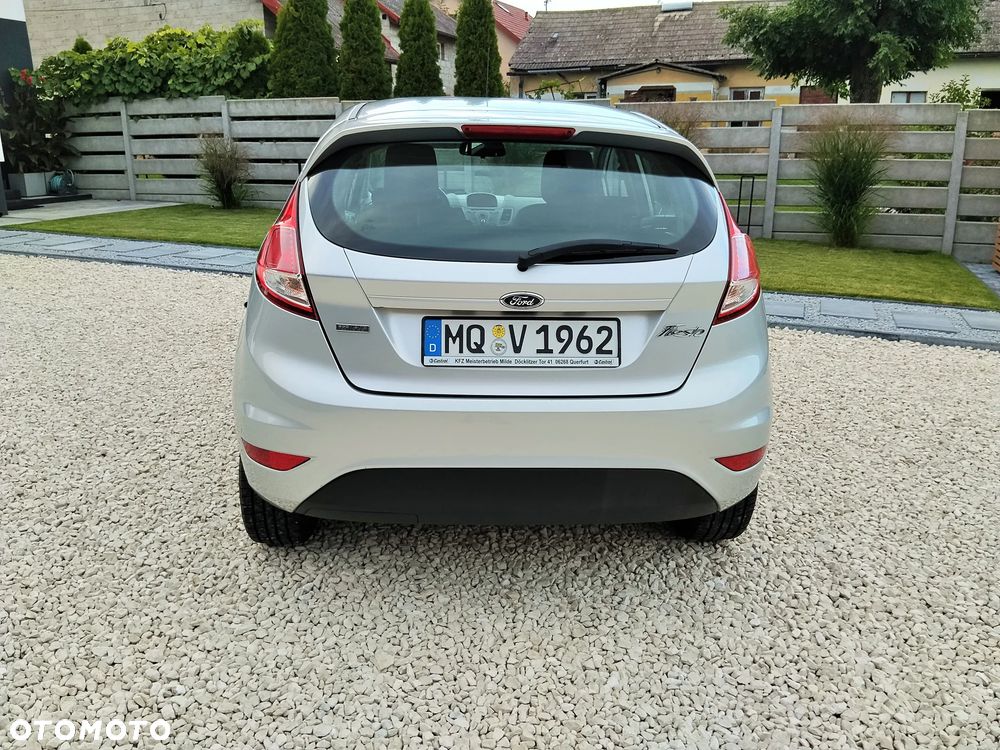 Ford Fiesta - 23