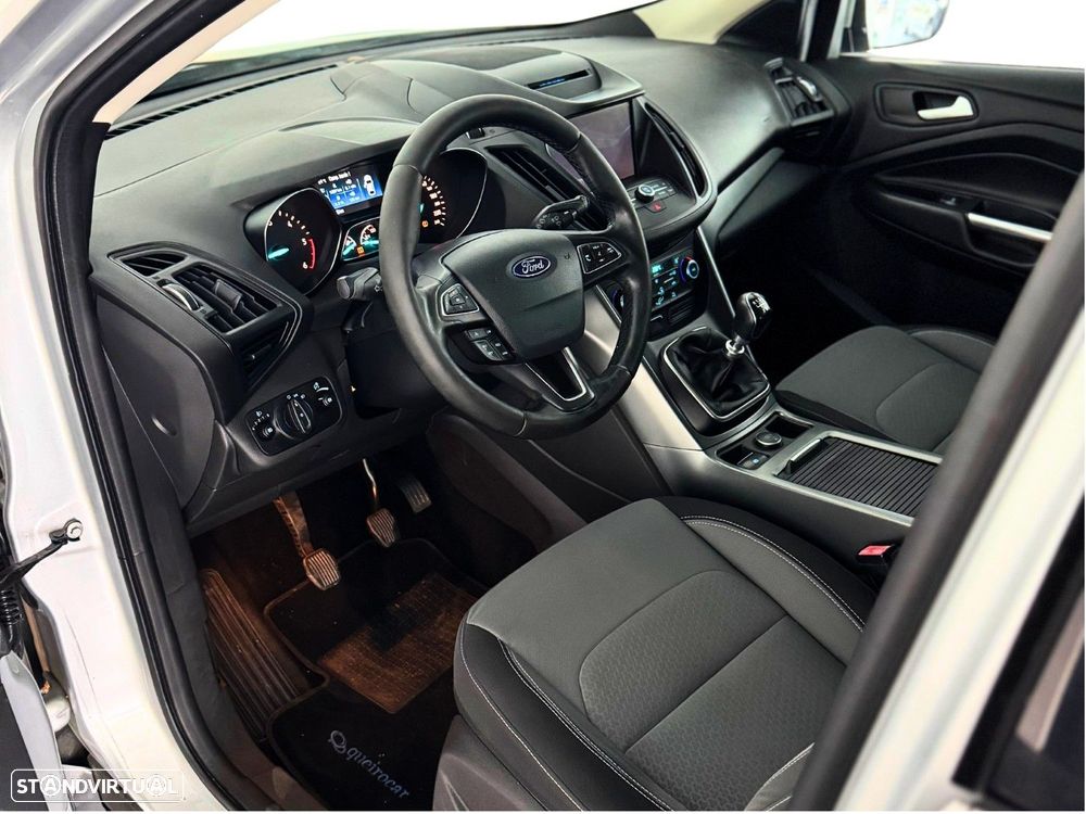 Ford Kuga 1.5 TDCi Business - 19