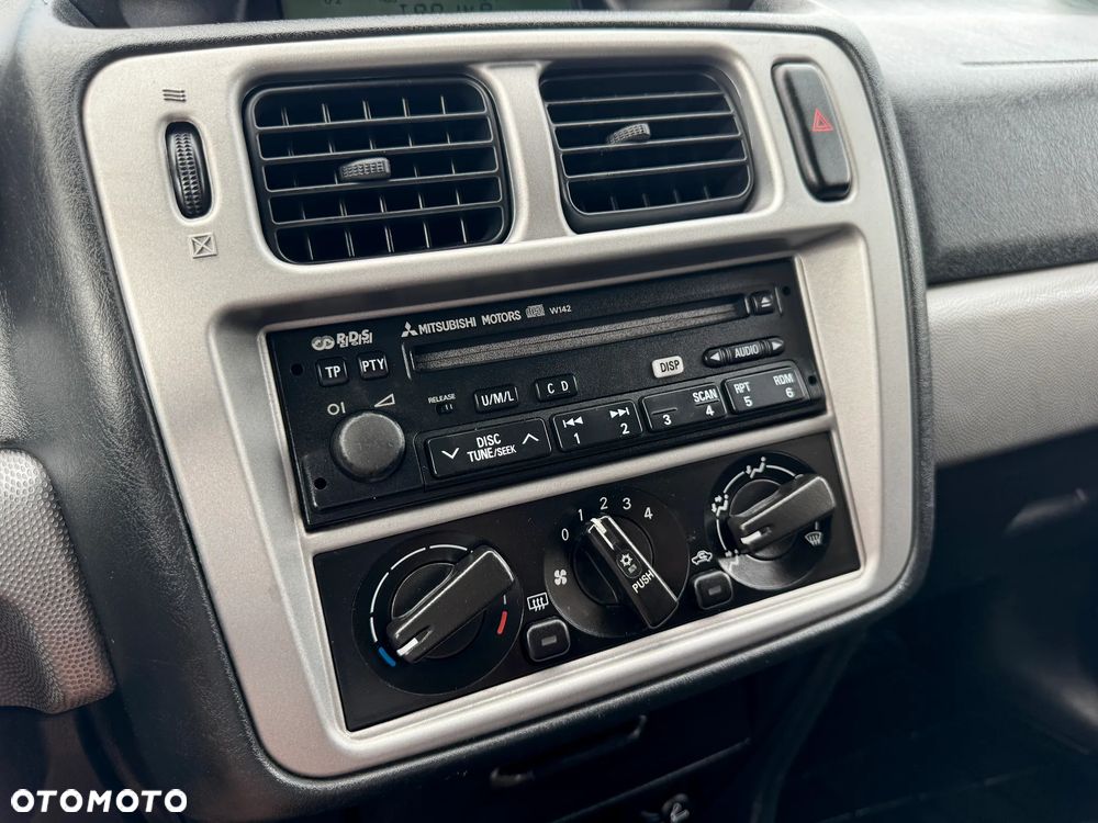 Mitsubishi Pajero Pinin 1.8 Comfort - 24