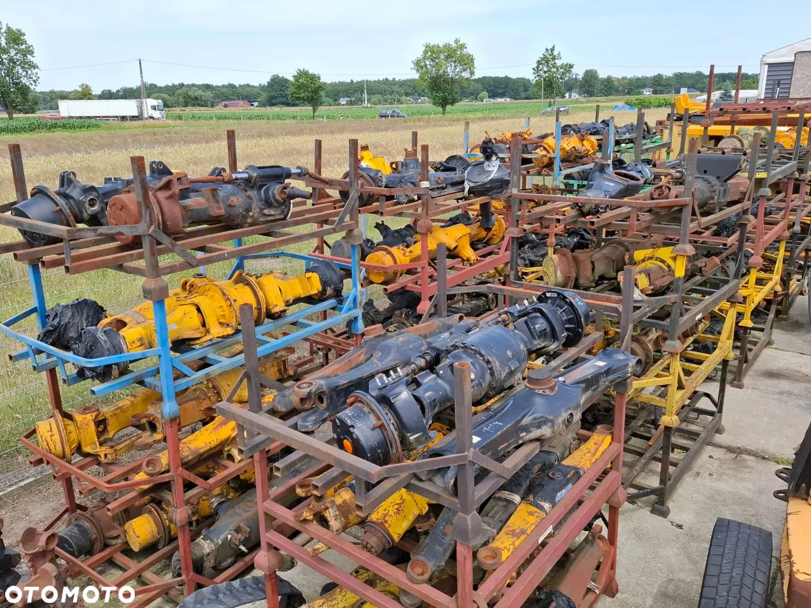 MOST ZWOLNICA ZWROTNICA OBUDOWA JCB 531 535 520 525 540 550 541 530 - 1