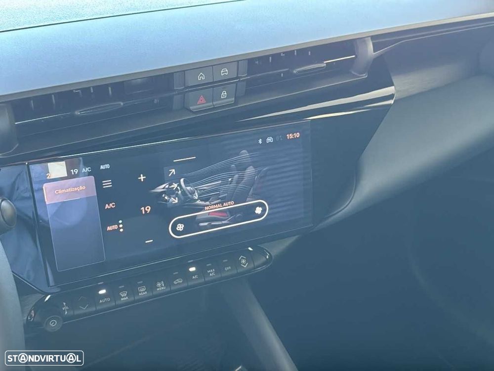 Alfa Romeo Junior 1.2 eDCT6 - 19