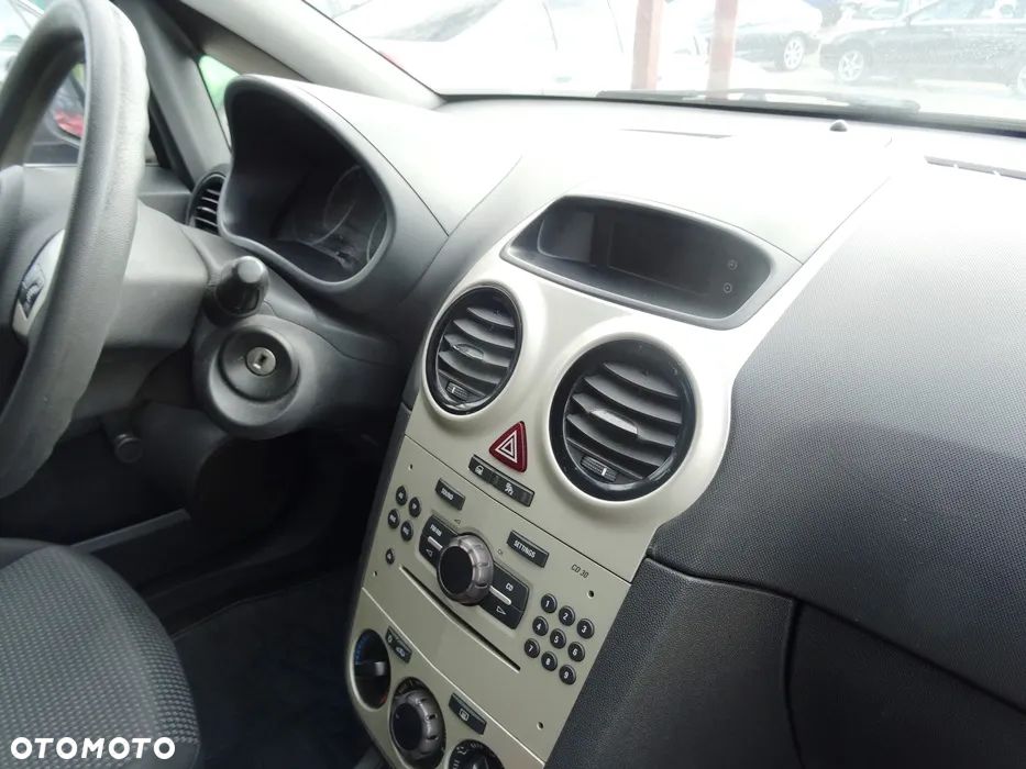 Opel Corsa 1.2 16V Enjoy - 12