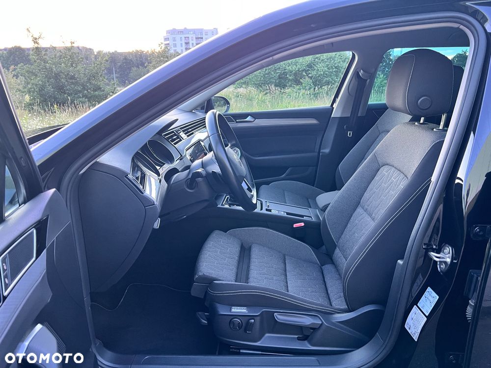 Volkswagen Passat 2.0 TSI Business DSG - 13