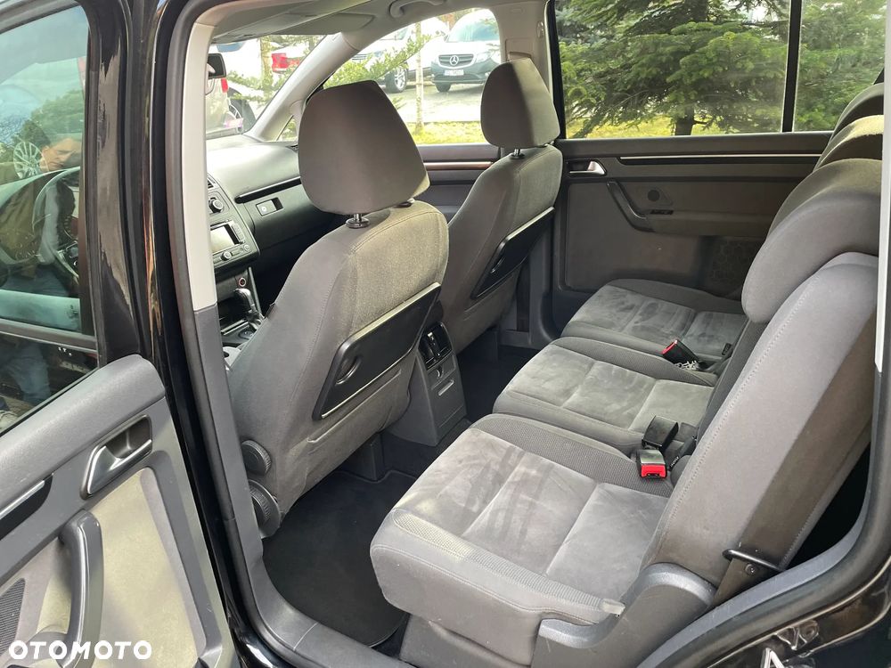 Volkswagen Touran 1.4 TSI DSG Highline - 19