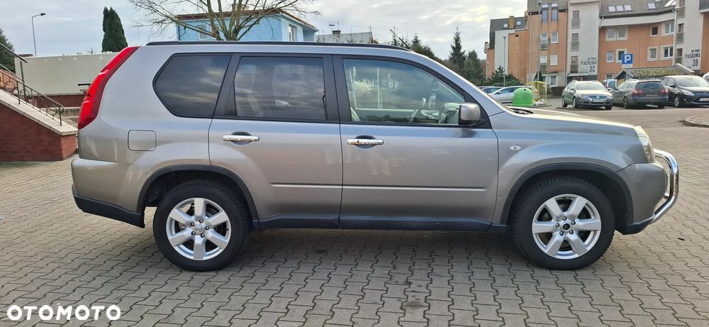 Nissan X-Trail 2.0 dCi 4x4 DPF Automatik Platinum - 4